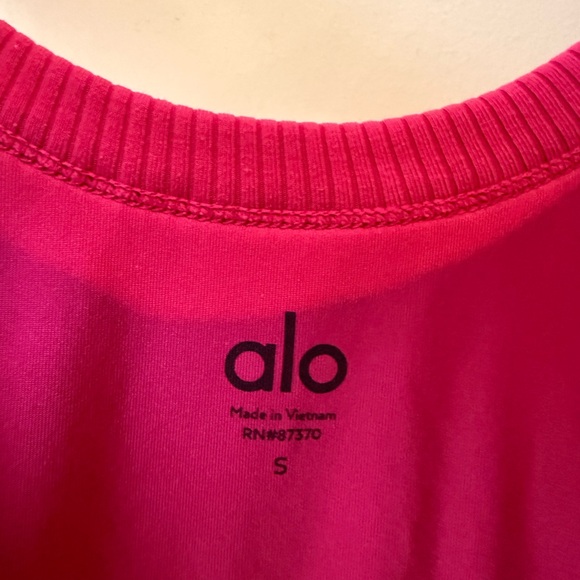 Alo Yoga Wellness Sports Bra Hot Pink Fuchsia - Picture 5 of 7